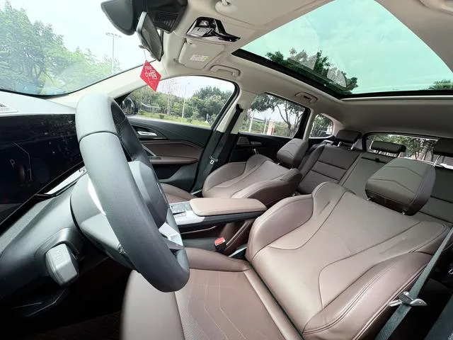 BMW X1 2023 sDrive25Li X Design Suit interior photo 10 BMW X1 2023 sDrive25Li X Design Suit interior photo 10