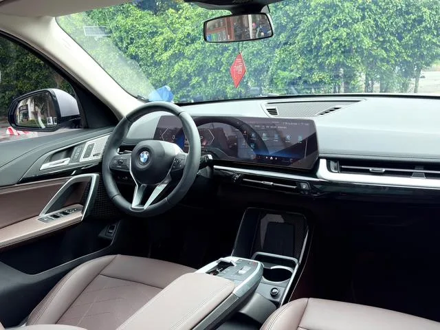 BMW X1 2023 sDrive25Li X Design Suit interior photo 11 BMW X1 2023 sDrive25Li X Design Suit interior photo 11
