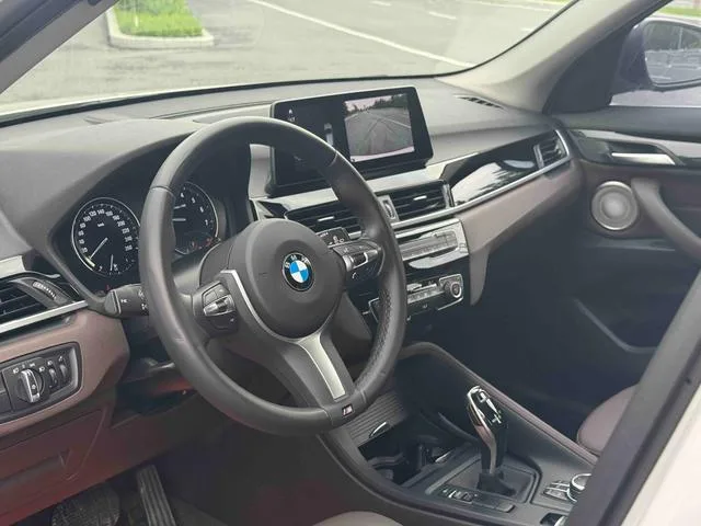 BMW X1 2020 sDrive25Li Leading Type exterior photo 6 BMW X1 2020 sDrive25Li Leading Type exterior photo 6