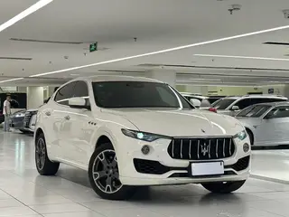 Maserati Levante 2016 3.0T Levante exterior photo 3 Maserati Levante 2016 3.0T Levante exterior photo 3