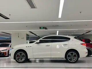 Maserati Levante 2016 3.0T Levante exterior photo 4 Maserati Levante 2016 3.0T Levante exterior photo 4