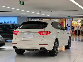 Maserati Levante 2016 3.0T Levante exterior photo 6 Maserati Levante 2016 3.0T Levante exterior photo 6
