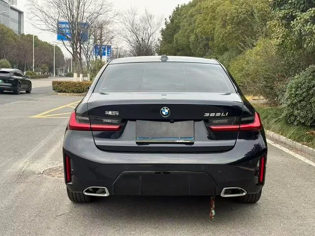 BMW 3 Series 2025 325Li M Sports suit exterior photo 4 BMW 3 Series 2025 325Li M Sports suit exterior photo 4
