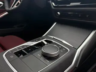 BMW 3 Series 2025 325Li M Sports suit interior photo 11 BMW 3 Series 2025 325Li M Sports suit interior photo 11