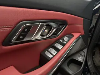 BMW 3 Series 2025 325Li M Sports suit interior photo 12 BMW 3 Series 2025 325Li M Sports suit interior photo 12