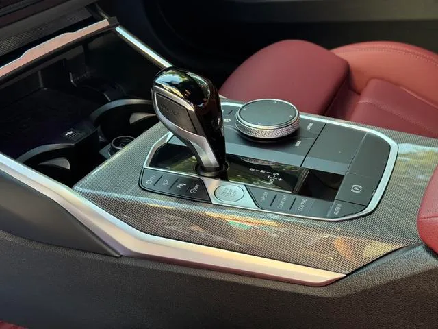 BMW 4 Series 2022 Restyling 430i M Sports Night Suit interior photo 9 BMW 4 Series 2022 Restyling 430i M Sports Night Suit interior photo 9