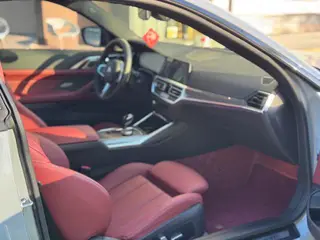BMW 4 Series 2022 Restyling 430i M Sports Night Suit interior photo 10 BMW 4 Series 2022 Restyling 430i M Sports Night Suit interior photo 10