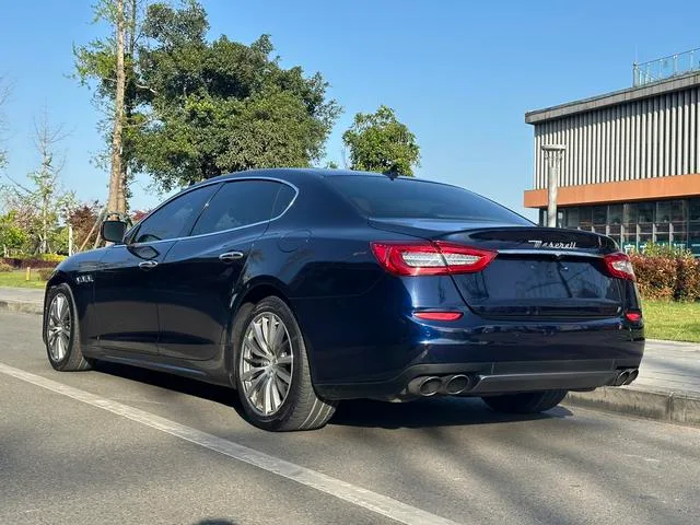 Maserati Quattroporte 2015 3.0T Tipo estándar interior foto 7 Maserati Quattroporte 2015 3.0T Tipo estándar interior foto 7