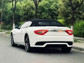 Maserati GranCabrio 2010 4.7L Automatic interior photo 13 Maserati GranCabrio 2010 4.7L Automatic interior photo 13
