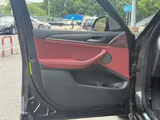 BMW X3 2022 xDrive30i Premium Class M Obsidian Night Suit interior photo 12 BMW X3 2022 xDrive30i Premium Class M Obsidian Night Suit interior photo 12