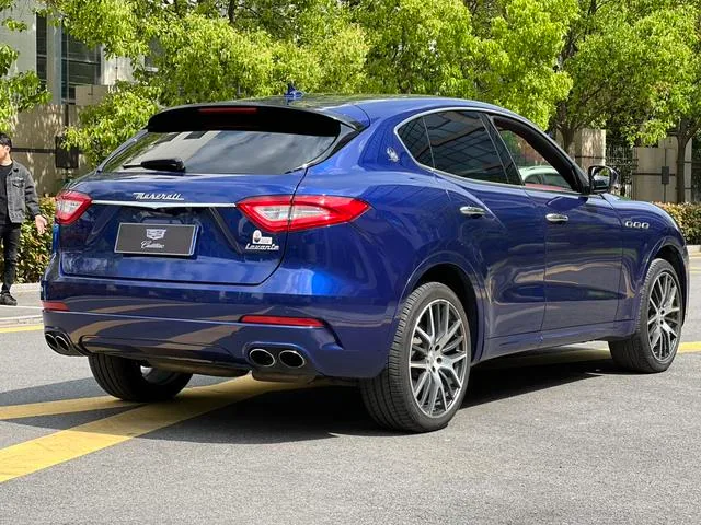 Maserati Levante 2016 3.0T Levante exterior photo 5 Maserati Levante 2016 3.0T Levante exterior photo 5