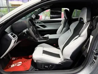 BMW M4 2024 M4 Coupe M xDrive Thunder Edition interior photo 8 BMW M4 2024 M4 Coupe M xDrive Thunder Edition interior photo 8