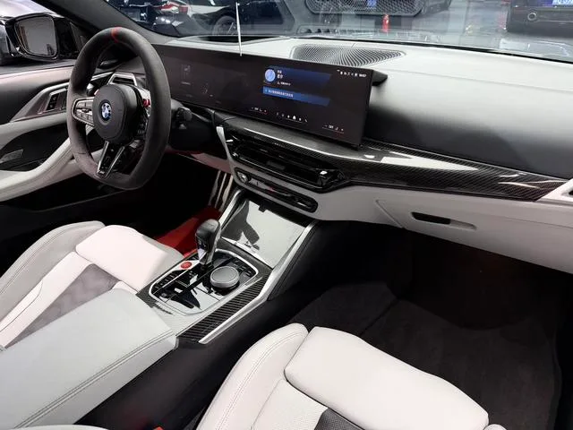 BMW M4 2024 M4 Coupe M xDrive Thunder Edition interior photo 11 BMW M4 2024 M4 Coupe M xDrive Thunder Edition interior photo 11