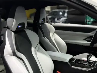 BMW M4 2024 M4 Coupe M xDrive Thunder Edition interior photo 13 BMW M4 2024 M4 Coupe M xDrive Thunder Edition interior photo 13