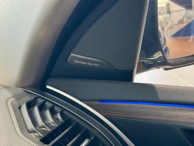BMW X3 2021 Restyling xDrive28i M Sports suit interior photo 8 BMW X3 2021 Restyling xDrive28i M Sports suit interior photo 8