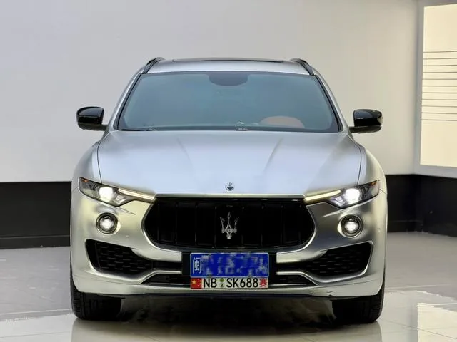 Maserati Levante 2016 3.0T Levante exterior photo 2 Maserati Levante 2016 3.0T Levante exterior photo 2