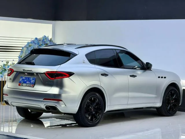 Maserati Levante 2016 3.0T Levante exterior photo 6 Maserati Levante 2016 3.0T Levante exterior photo 6
