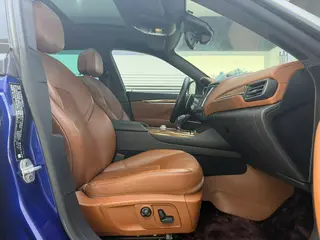 Maserati Levante 2016 3.0T Levante interior photo 10 Maserati Levante 2016 3.0T Levante interior photo 10