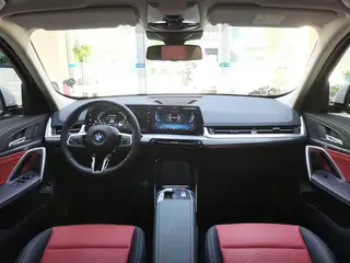 BMW X1 2023 sDrive25Li M Sports suit interior photo 8 BMW X1 2023 sDrive25Li M Sports suit interior photo 8