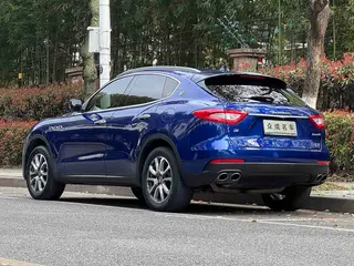 Maserati Levante 2019 3.0T 350Hp Standard Edition China V exterior photo 4 Maserati Levante 2019 3.0T 350Hp Standard Edition China V exterior photo 4