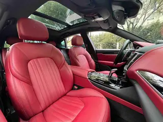 Maserati Levante 2019 3.0T 350Hp Standard Edition China V interior photo 17 Maserati Levante 2019 3.0T 350Hp Standard Edition China V interior photo 17