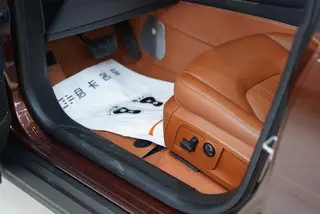 Maserati Levante 2016 3.0T Levante interior photo 18 Maserati Levante 2016 3.0T Levante interior photo 18