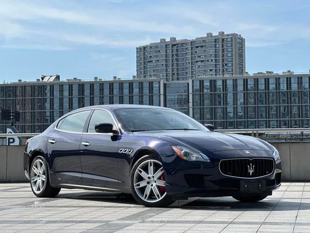 Maserati Quattroporte 2013 3.0T Tipo estándar exterior foto 3 Maserati Quattroporte 2013 3.0T Tipo estándar exterior foto 3