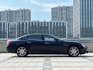 Maserati Quattroporte 2013 3.0T Tipo estándar exterior foto 7 Maserati Quattroporte 2013 3.0T Tipo estándar exterior foto 7