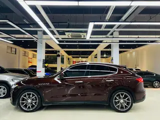 Maserati Levante 2016 3.0T Levante interior photo 15 Maserati Levante 2016 3.0T Levante interior photo 15
