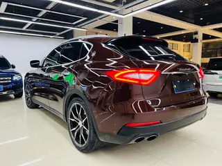 Maserati Levante 2016 3.0T Levante interior photo 16 Maserati Levante 2016 3.0T Levante interior photo 16