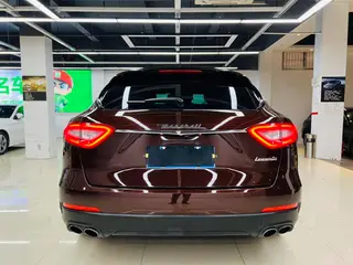 Maserati Levante 2016 3.0T Levante interior photo 17 Maserati Levante 2016 3.0T Levante interior photo 17