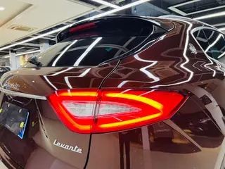 Maserati Levante 2016 3.0T Levante interior photo 19 Maserati Levante 2016 3.0T Levante interior photo 19