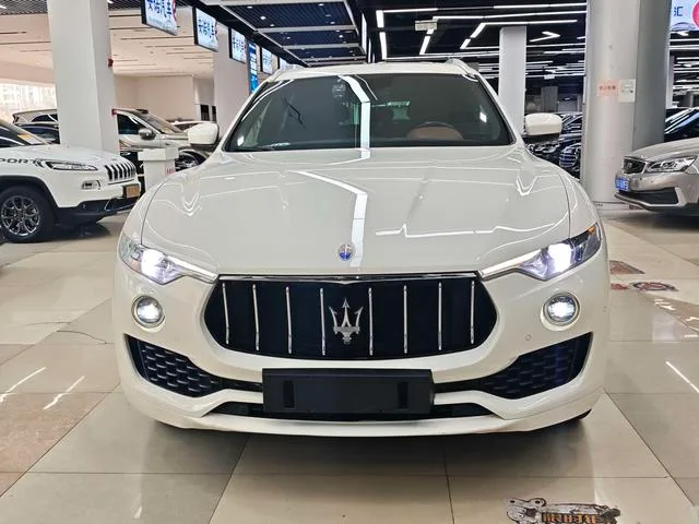 Maserati Levante 2016 3.0T Levante exterior foto 2 Maserati Levante 2016 3.0T Levante exterior foto 2