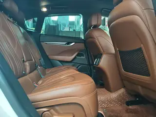 Maserati Levante 2016 3.0T Levante interior foto 10 Maserati Levante 2016 3.0T Levante interior foto 10