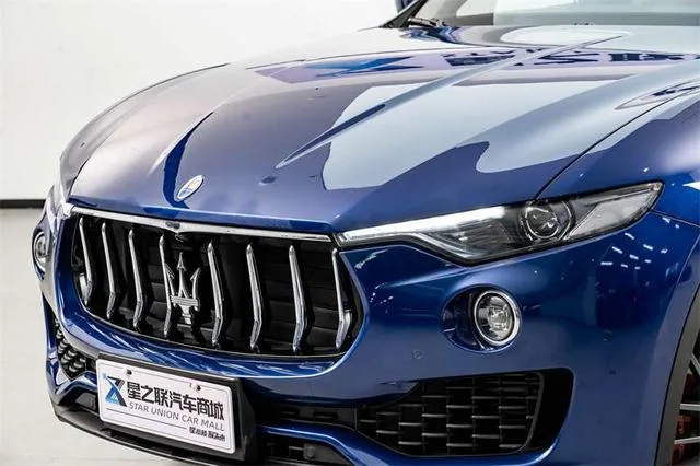 Maserati Levante 2021 3.0T Стандартная версия экстерьер фото 4 Maserati Levante 2021 3.0T Стандартная версия экстерьер фото 4