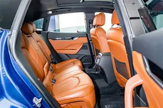 Maserati Levante 2021 3.0T Стандартная версия интерьер фото 20 Maserati Levante 2021 3.0T Стандартная версия интерьер фото 20