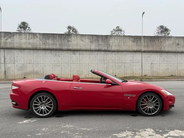 Maserati GranCabrio 2012 4.7L Sport exterior foto 7 Maserati GranCabrio 2012 4.7L Sport exterior foto 7