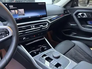 BMW 2 Series 2023 225i Coupe M Sports Night Suit interior photo 13 BMW 2 Series 2023 225i Coupe M Sports Night Suit interior photo 13