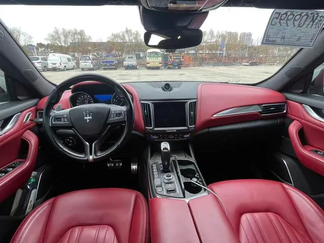 Maserati Levante 2020 3.0T Luxury Edition exterior photo 4 Maserati Levante 2020 3.0T Luxury Edition exterior photo 4