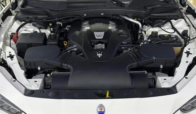 Maserati Ghibli 2014 3.0T Standard Edition interior photo 11 Maserati Ghibli 2014 3.0T Standard Edition interior photo 11