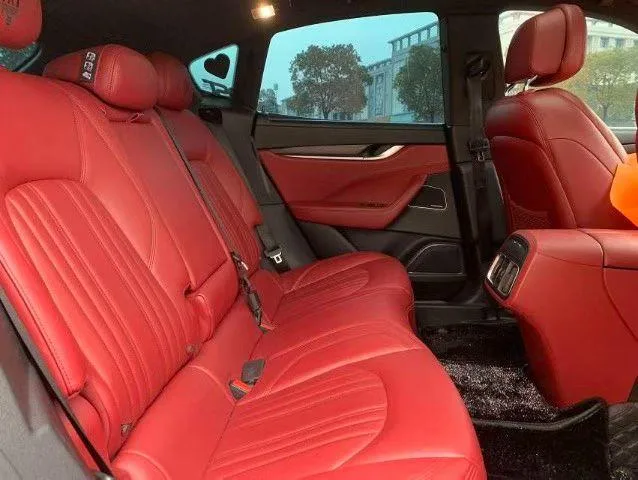Maserati Levante 2016 3.0T Levante interior photo 7 Maserati Levante 2016 3.0T Levante interior photo 7