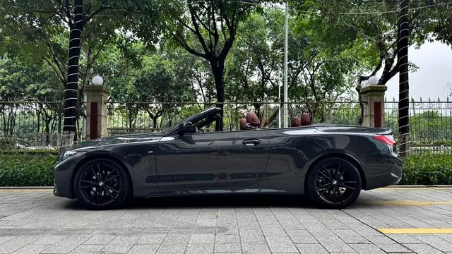BMW 4 Series 2022 Restyling 425i Convertible M Sports Night Suit exterior photo 4 BMW 4 Series 2022 Restyling 425i Convertible M Sports Night Suit exterior photo 4
