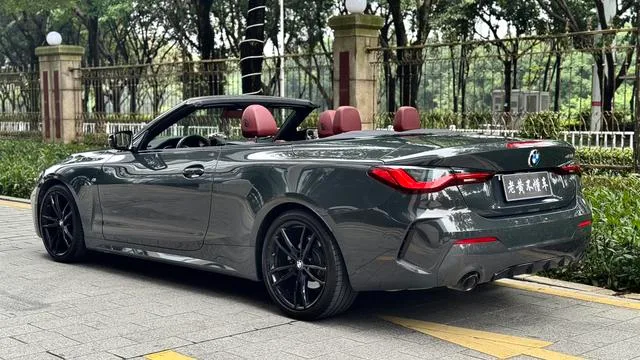 BMW 4 Series 2022 Restyling 425i Convertible M Sports Night Suit interior photo 10 BMW 4 Series 2022 Restyling 425i Convertible M Sports Night Suit interior photo 10