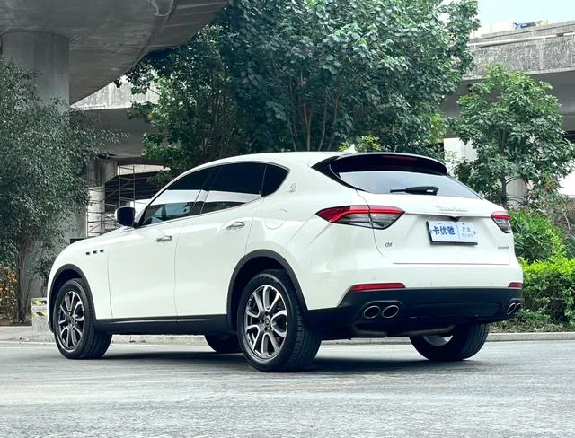 Maserati Levante 2021 3.0T Standard Edition exterior photo 4 Maserati Levante 2021 3.0T Standard Edition exterior photo 4