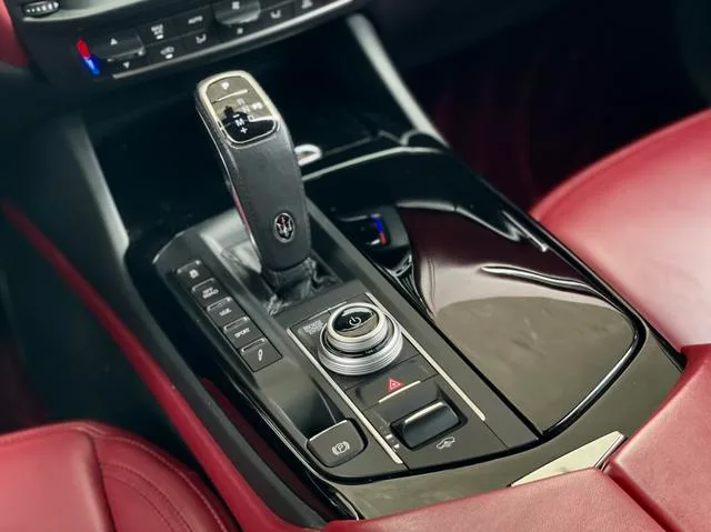 Maserati Levante 2021 3.0T Standard Edition interior photo 15 Maserati Levante 2021 3.0T Standard Edition interior photo 15