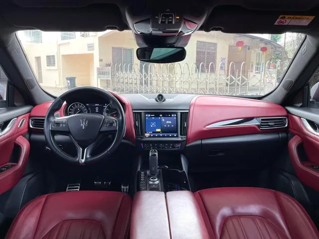 Maserati Levante 2021 3.0T Standard Edition interior photo 19 Maserati Levante 2021 3.0T Standard Edition interior photo 19