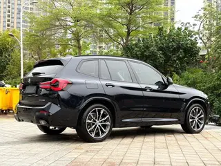 BMW X3 2023 xDrive30i Leader M Ensemble de nuit Yao extérieur photo 6 BMW X3 2023 xDrive30i Leader M Ensemble de nuit Yao extérieur photo 6
