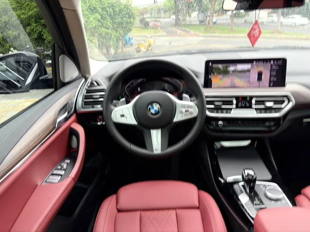 BMW X3 2023 xDrive30i Leader M Ensemble de nuit Yao intérieur photo 14 BMW X3 2023 xDrive30i Leader M Ensemble de nuit Yao intérieur photo 14