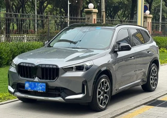BMW X1 2023 sDrive25Li X Design Suit exterior photo 1 BMW X1 2023 sDrive25Li X Design Suit exterior photo 1