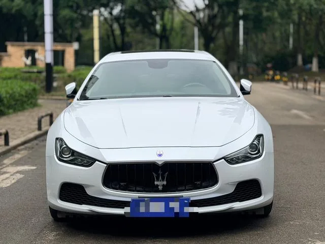 Maserati Ghibli 2017 3.0T Standard Edition exterior photo 2 Maserati Ghibli 2017 3.0T Standard Edition exterior photo 2